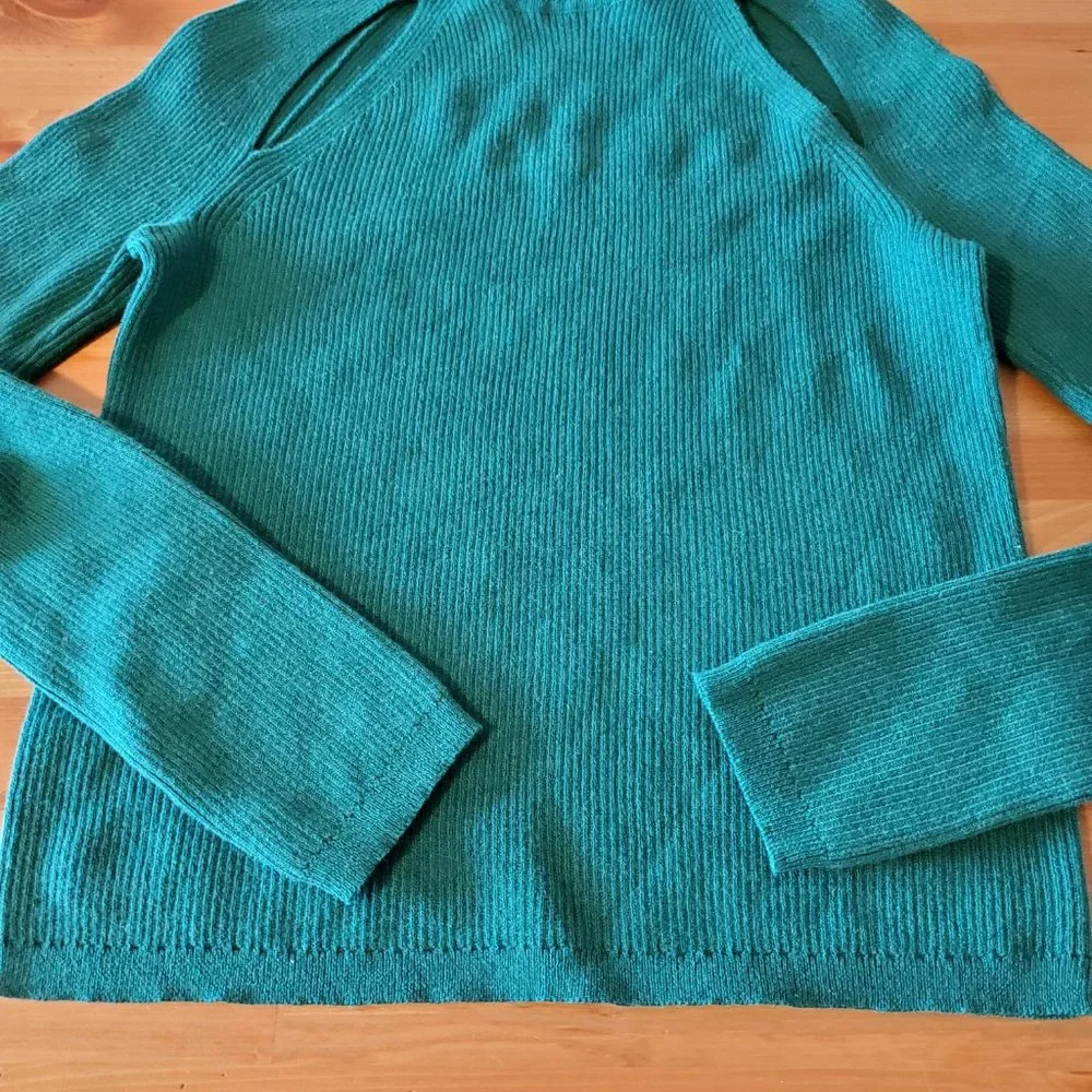 Wild Fable™ - Women's Mock Turtleneck Fitted Cut Out Pullover Sweater Size XXL - Picture 5 of 7